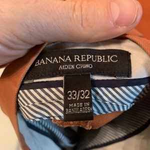 Men’s chino pants